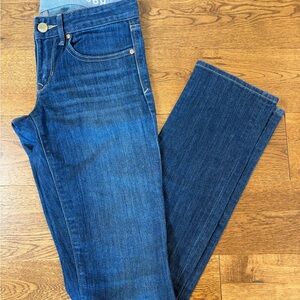 GAP Women's Dark Blue Straight Leg Jeans